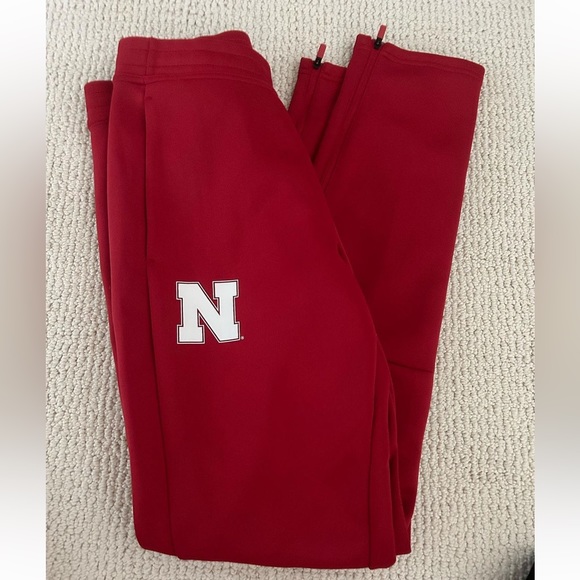 Red sweat pants - Picture 1 of 1